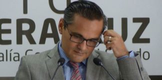 Congreso de Veracruz separa a Jorge Winckler de la FGE