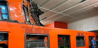 Chocan trenes en estación Tacubaya del Metro