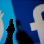 Mensaje de error en la pantalla de inicio debido a la caída global de Facebook