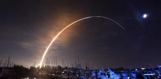 Cápsula Orión de la NASA en camino a la Luna