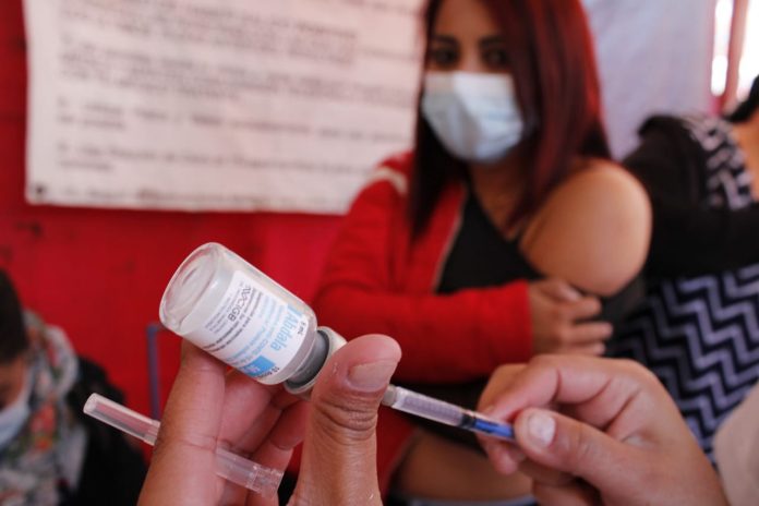 Invitan a ponerse refuerzo contra Covid con la vacuna Abdala en la CDMX