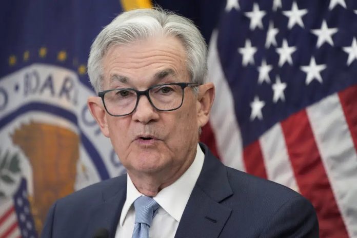 La Fed sube tasa de referencia en medio punto