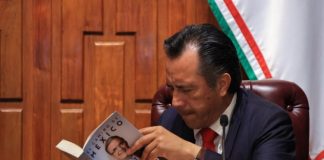 Marcelo Ebrard presenta su libro ‘El camino de México’ en Xalapa