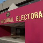 Oposición ganaría escaños con propuesta de Claudia Zavala en el INE