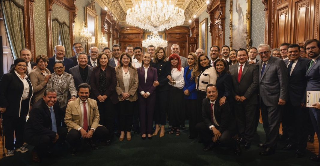 reunion palacio nacional