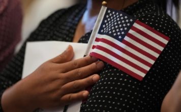 Revés a Trump: la Corte Suprema salva la ciudadanía automática de bebés nacidos en Estados Unidos