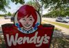 Wendy’s planea ajustes y cierre de sucursales en EU