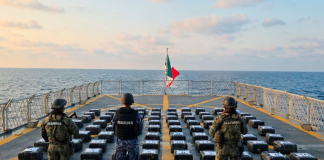 Aseguran dos toneladas de cocaína en las costas de Acapulco