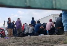 Crisis migratoria en Veracruz: Rescatan a 200 personas hacinadas en un tráiler en Xalapa