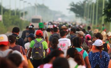 Caravanas migrantes ya no buscan llegar a Estados Unidos